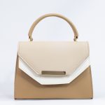 Sac à main beige en cuir synthétique